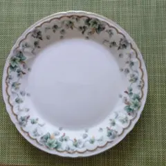 [未使用品] NARUMI ナルミボーンチャイナ、大皿1枚、小皿5枚セット