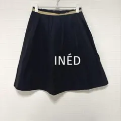 INÉD パイピング タックフレアスカート 黒×ベージュ【9】仕事 上品のサムネイル