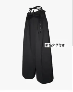 theredthread laced garter suit slacksのサムネイル