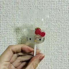 カプセルトイ　カラフルキャンディチャーム　ハローキティ