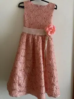 ピンクレースドレス Aライン フラワーアクセント