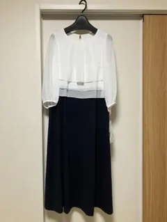 ホワイト・ネイビー ワンピーススーツ M