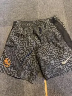 JORDAN バスパン 花柄 レオパ モノクロ ハーフパンツ Mサイズ - メルカリ