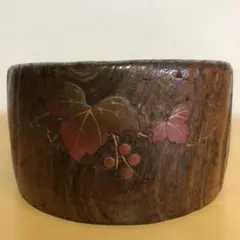 木製ぶどう葉彫刻の円筒形容器 灰皿 アンティーク 昭和レトロ