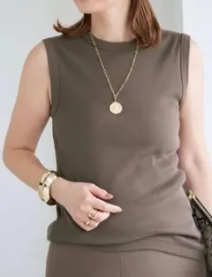 Deuxieme ClasseDignity sleeveless ベージュのサムネイル