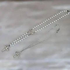 訳あり　パールビーズ クロス ネックレス