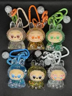 ラブブ　カラビナ付きキーホルダー