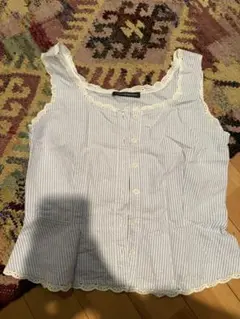 BRANDY MELVILLE ストライプノースリーブブラウス