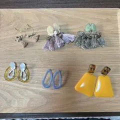 多様なデザインのピアス6セット