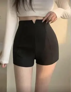 ハイウエスト黒ショートパンツ SHEIN
