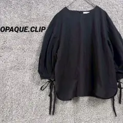 343 オペークドットクリップ ボリュームスリーブブラウス 黒ブラック　リボン