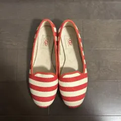 UGG 赤と白のストライプ スリッポン