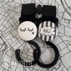 ベビーカーフック　にこちゃん　まつげ