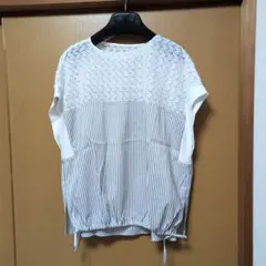 グレディブリリアンのブラウス