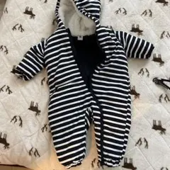 PETIT BATEAU フード付きストライプジャンプスーツ 18M