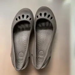 crocs マリンディ　フラットシューズ　Ｗ5 サンダル　ブラウンのサムネイル
