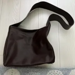 ダークブラウン ショルダーバッグのサムネイル
