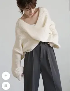 2WAYクロスデザインショートニット