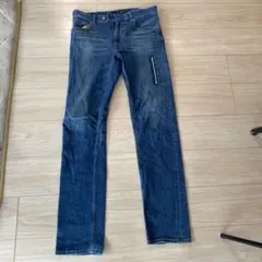 Item thumbnail for item a6189477-9901-4f32-b889-ecc28ea77247