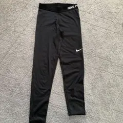 美品　ナイキプロ　スパッツ　レギンス　Lランニング　トレーニング 黒