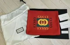 新品未使用　GUCCI　クラッチバッグ　赤　31×24×3　グッチのサムネイル