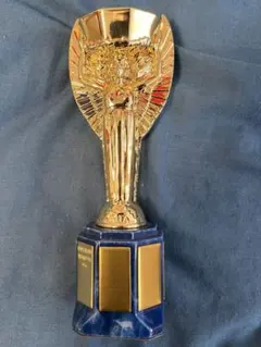 ワールドカップトロフィー ゴールド 約30cm - メルカリ