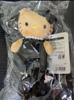 ハローキティ 黒ドレス ぬいぐるみ　インポート品