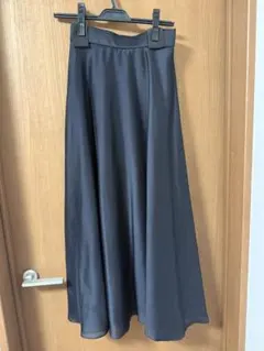 【新品】　ナチュラルビューティーベーシック　シアーボリュームフレアスカート