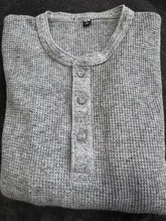 ユニクロ　ワッフルヘンリーネックT