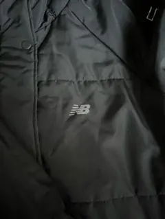 New Balance ブラック ベンチコート