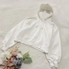 【ジーユー】GU クロップドスウェットパーカー(長袖) ホワイト M ●