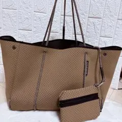 Item thumbnail for item 68f92ba3-9c16-4f95-ad21-08a0de5549b3