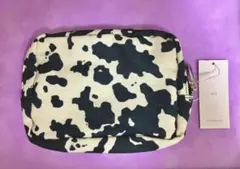 3coins メイクポーチ アニマル柄　牛(カウ)柄 スリコ