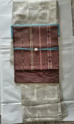 幾何学模様のお着物　アイボリー