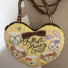 ダッフィーとフレンズ ハート型ポーチ