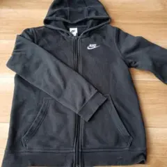 ナイキ NIKE キッズ ブラック パーカー150 Lサイズ 裏起毛