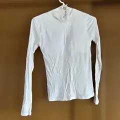 GU ホワイト 長袖 Tシャツ Mサイズのサムネイル