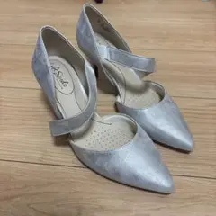シルバー　パーティー　パンプス