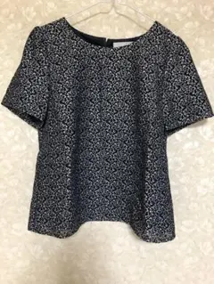 花柄 半袖トップスのサムネイル
