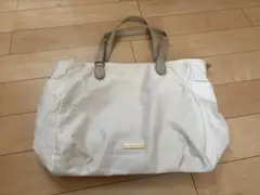 ホワイトトートバッグ 大容量　ラシット