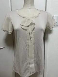 週末お値下げ‼️美品‼️インディビ　キレイめカットソー