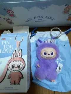 ラブブ LABUBU PIN FOR LOVE ミニラブブ イニシャル 【T】