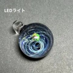ガラスペンダント　宇宙、惑星ペンダント