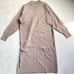 UNIQLO ベージュ ライトブラウン 長袖ニットワンピース Sサイズ
