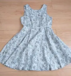 花柄ワンピース アース