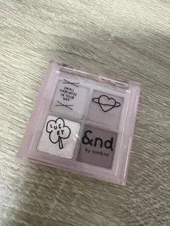 ロムアンド×イナピスクエア　メロウアイパレット 02 ブラウンスクエア