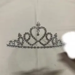 shein シルバー ハート型 ティアラ