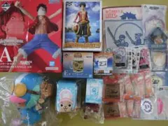 ワンピース　一番くじ中心グッズ２７点セット　フィギュア・アクリルスタンド他