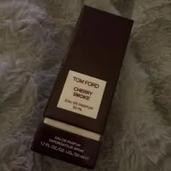 TOM FORD CHERRY SMOKE オードパルファム 50mlのサムネイル