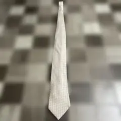 エルメス　幾何学模様ネクタイ　訳あり品　正規品　シルク100%